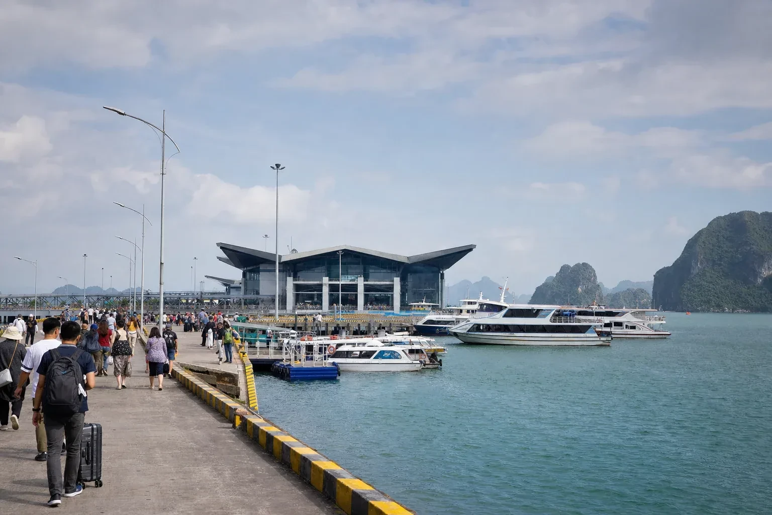 Tuyến đảo từ Vân Đồn